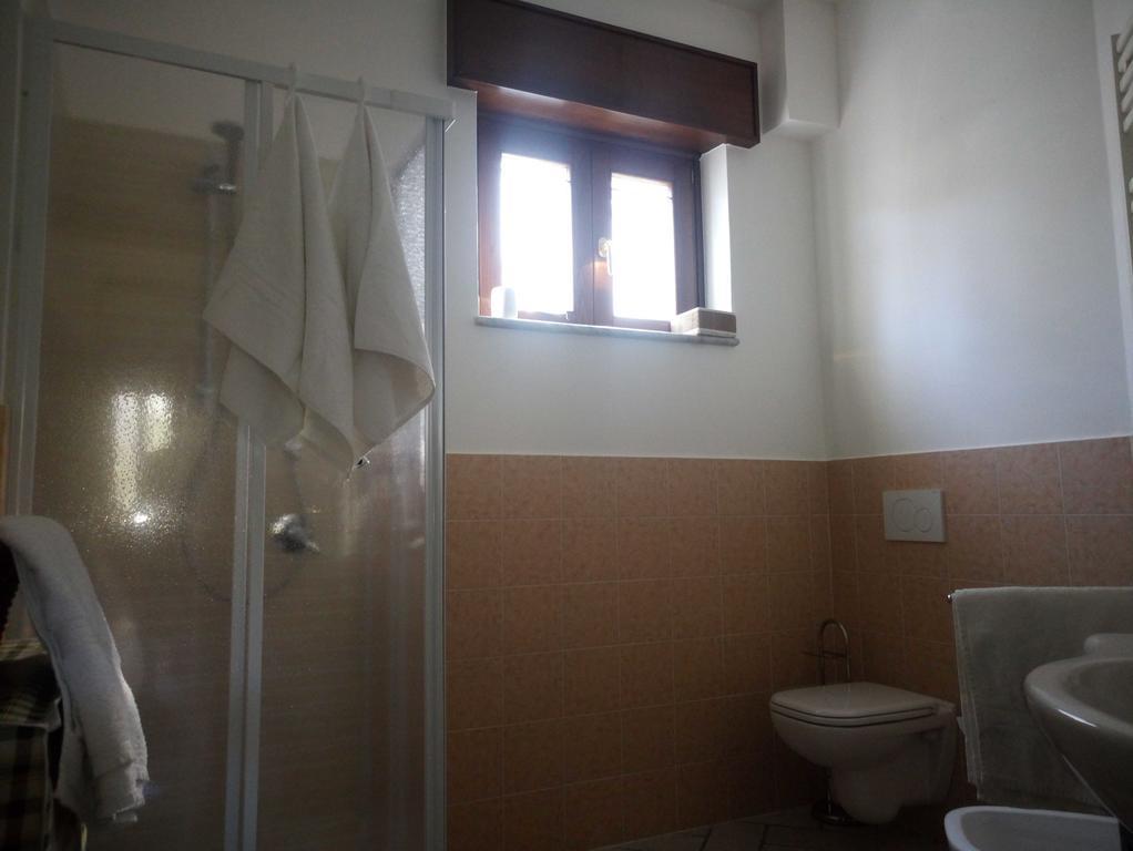 La Casa Dei Fiori - Ospitalita Diffusa 阿杰罗拉 外观 照片